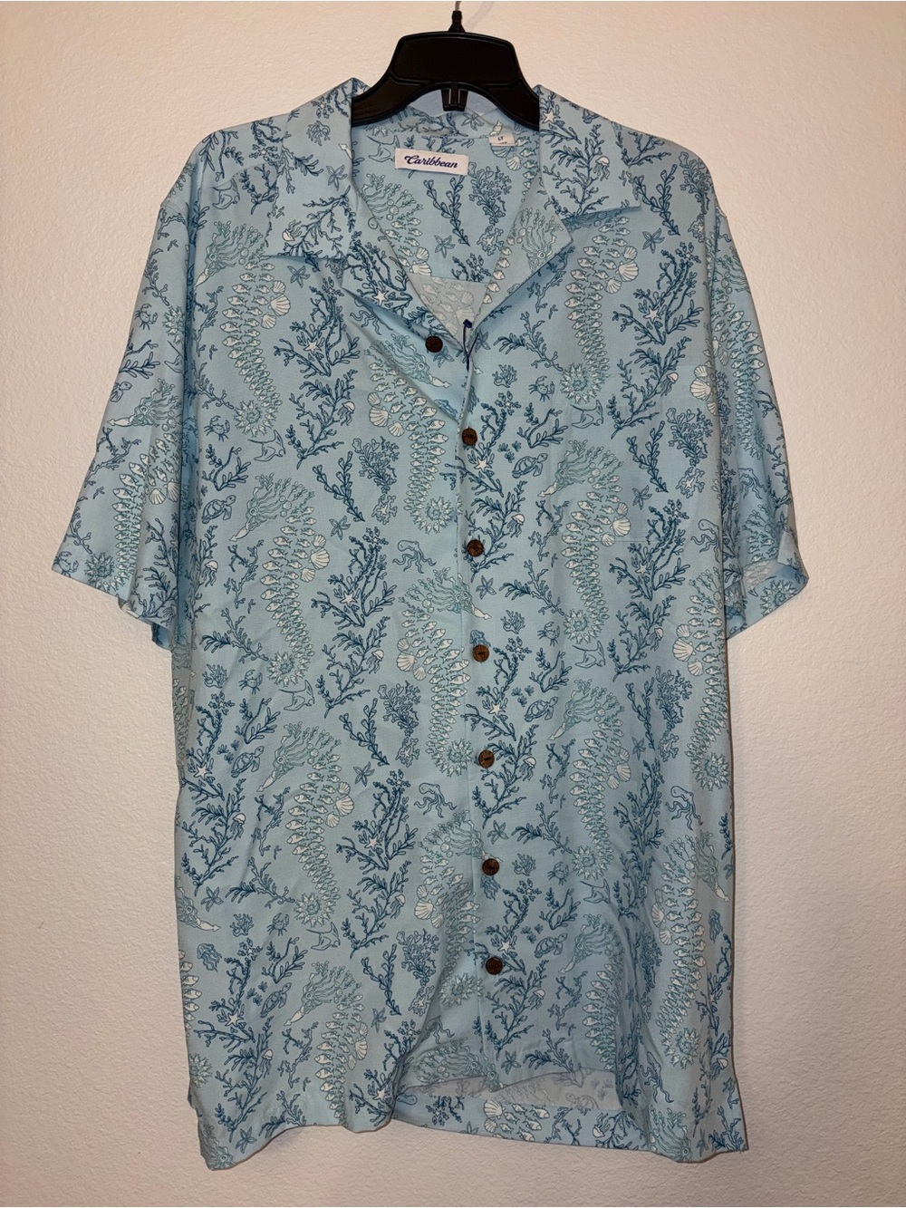 Caribbean Light Blue Seahorse & Coral Print Short Sleeve Button-Down Shirt